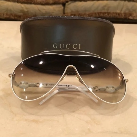 Gucci Accessories - Women’s Gucci Sunglasses